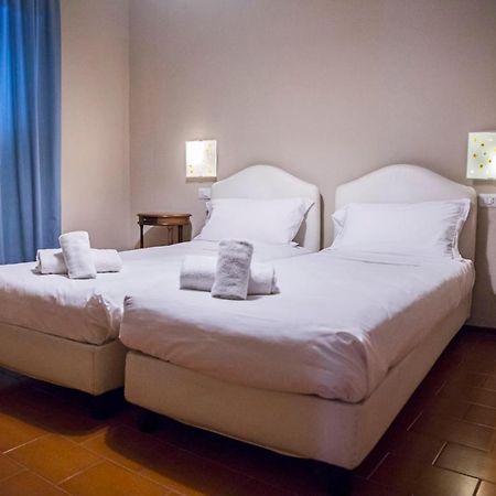 Bastimento Hotel Fiorenzuola d'Arda Bagian luar foto
